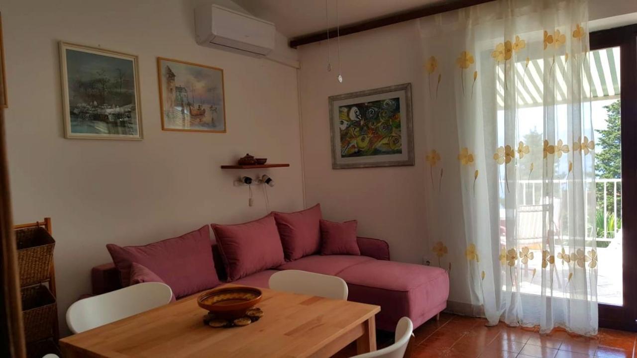Apartments Mirjana Новий Винодольський Екстер'єр фото